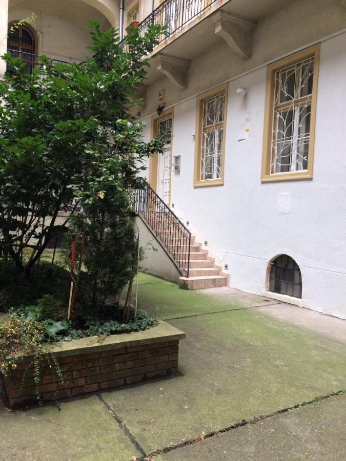Platanus Guesthouse Будапеща Екстериор снимка