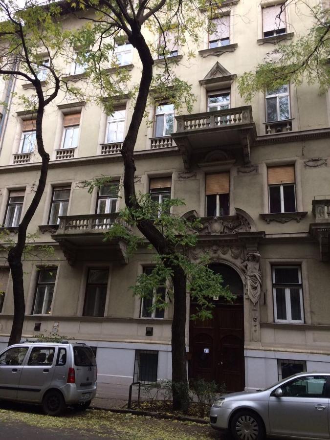 Platanus Guesthouse Будапеща Екстериор снимка